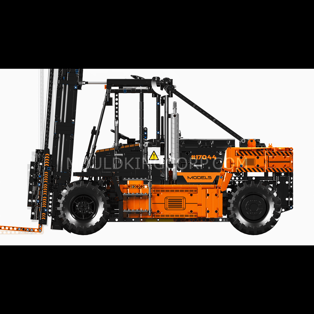 17044/17045 Heavy-Duty Forklift Remote Controlled Building Set | 4,579 Pcs - Image 10 of 12 | TheBrickTube