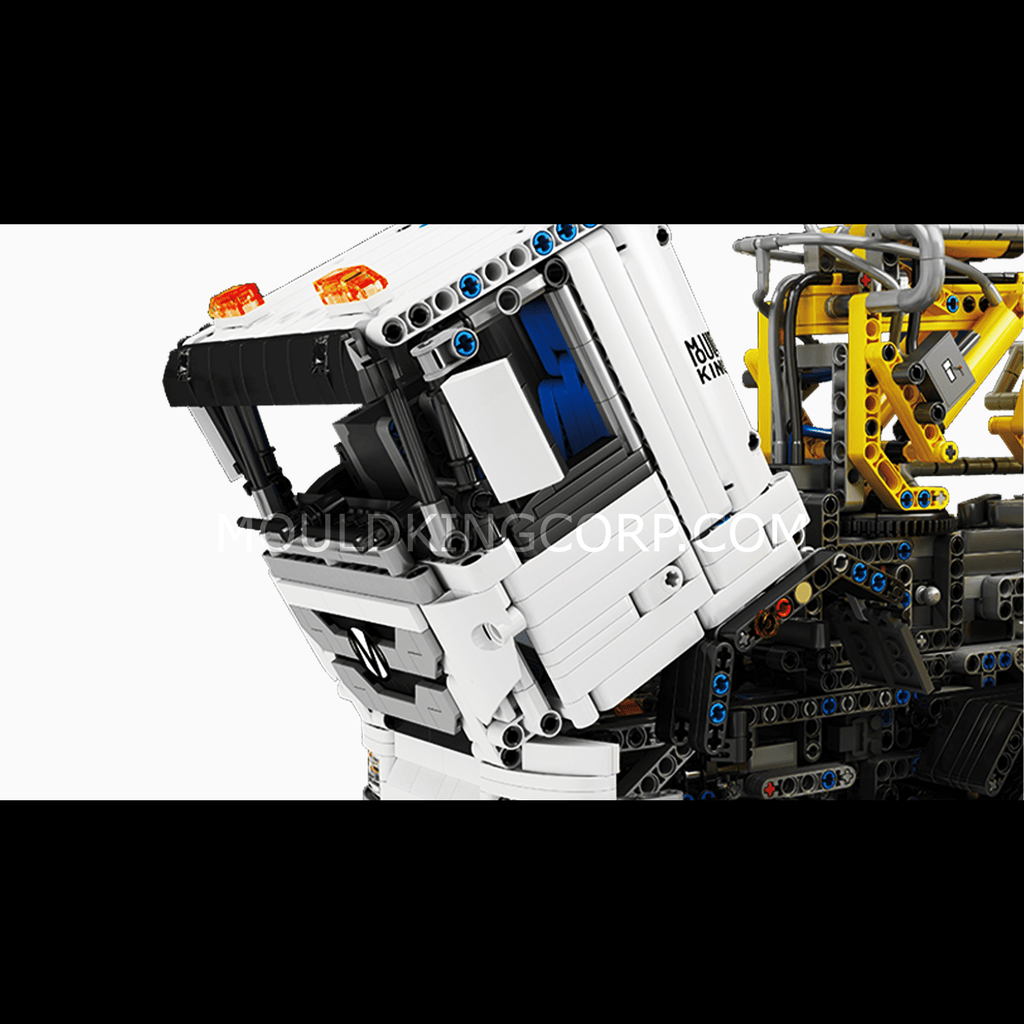 19003 RC Pneumatic Concrete Truck Building Set | 4,368 PCS - Image 2 of 6 | TheBrickTube