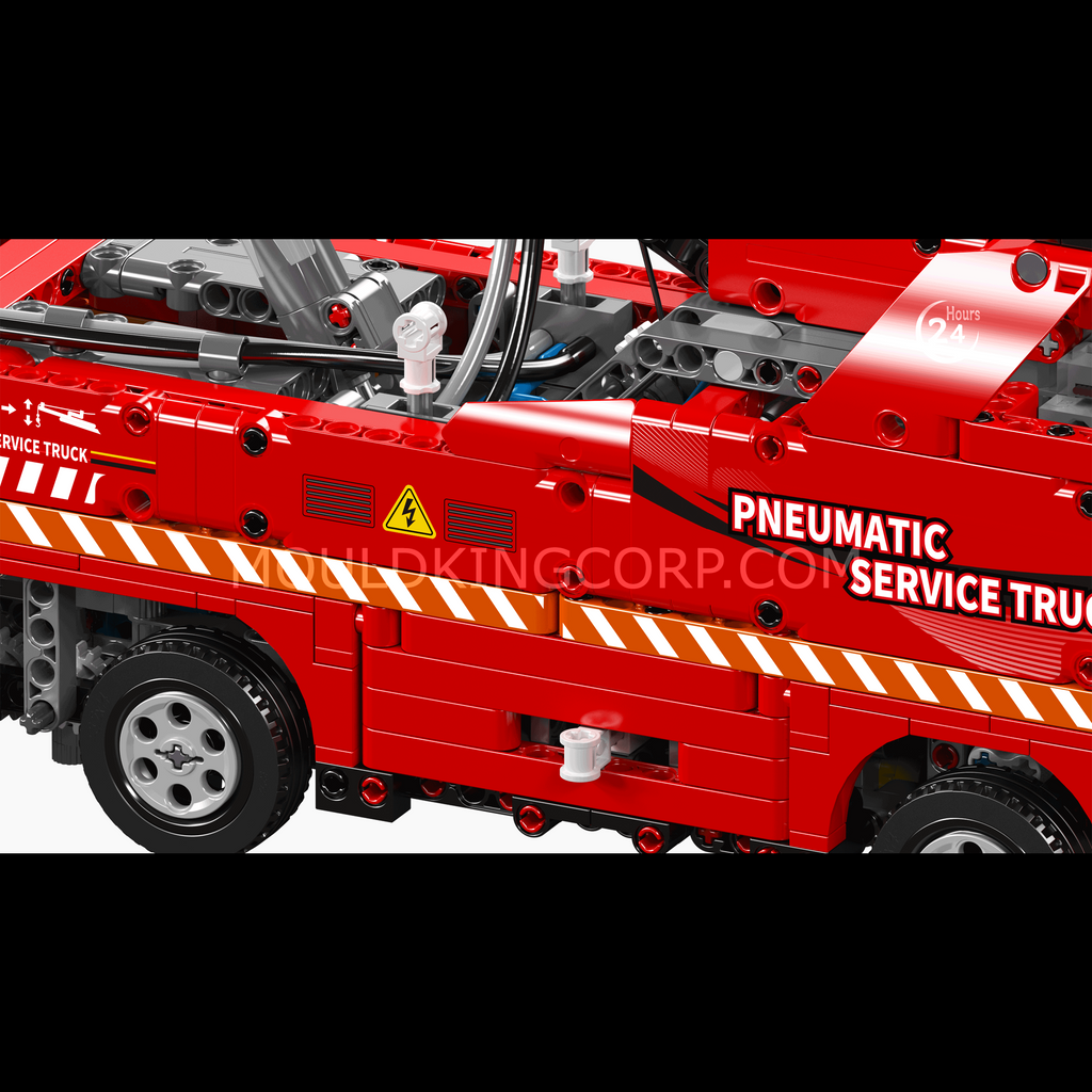 19017 Scania Pneumatic Rescue Truck Building Set | 1,653 Pcs - Image 2 of 6 | TheBrickTube