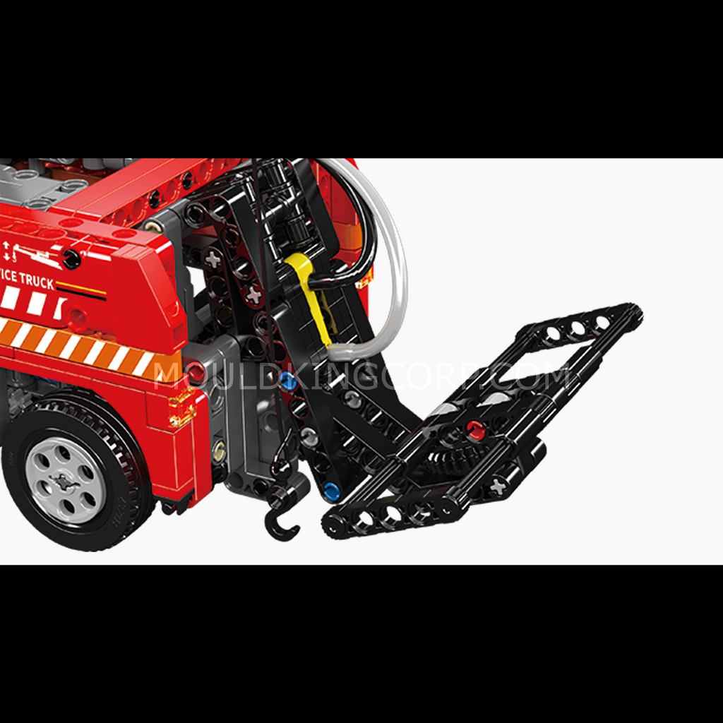 19017 Scania Pneumatic Rescue Truck Building Set | 1,653 Pcs - Image 5 of 6 | TheBrickTube